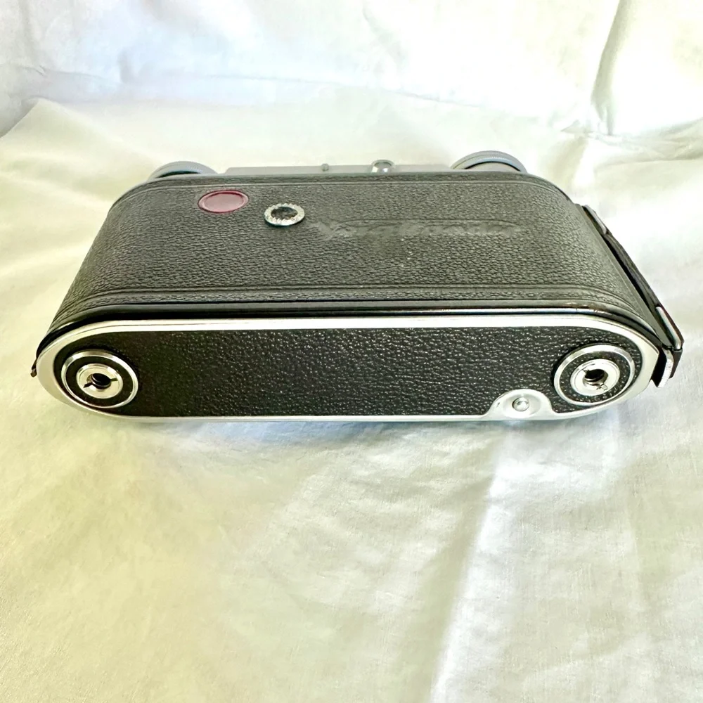 RARE VOIGHTLANDER BESSA II FOLDING CAMERA COLOR-HELIAR 3.5/105 LENS MED FORMAT